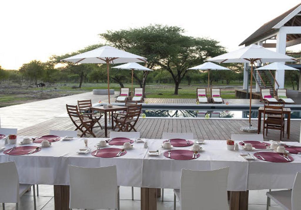 Emanya@Etosha Villa Namutoni Exteriör bild