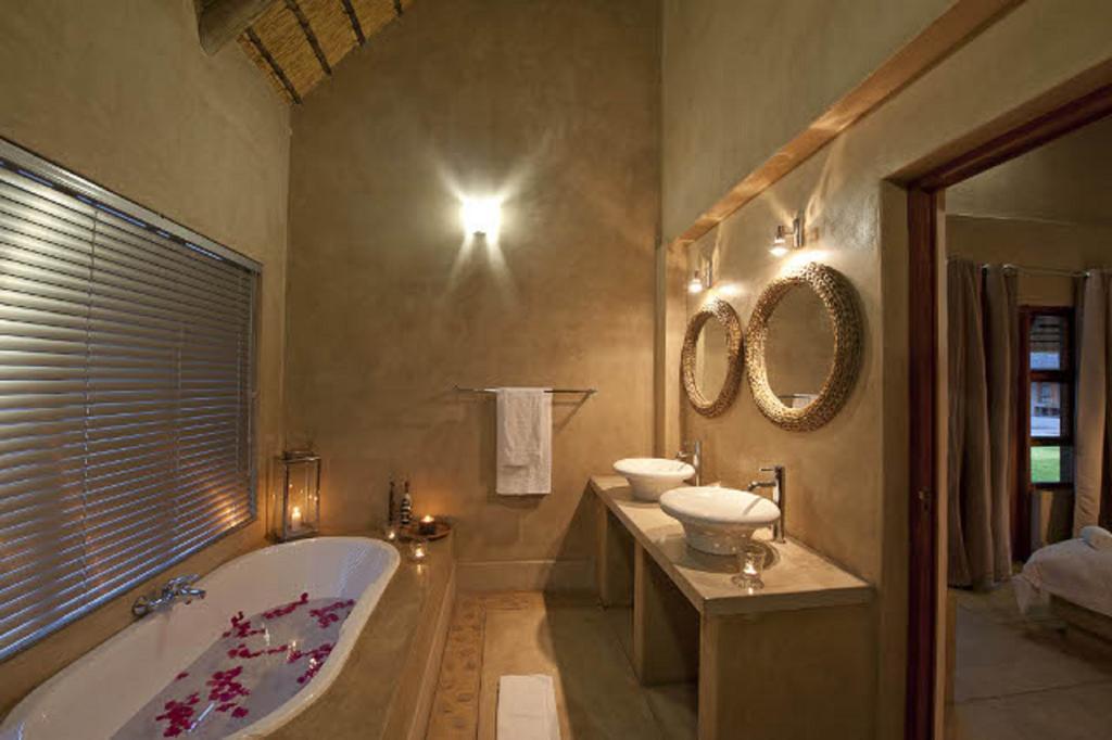 Emanya@Etosha Villa Namutoni Rum bild